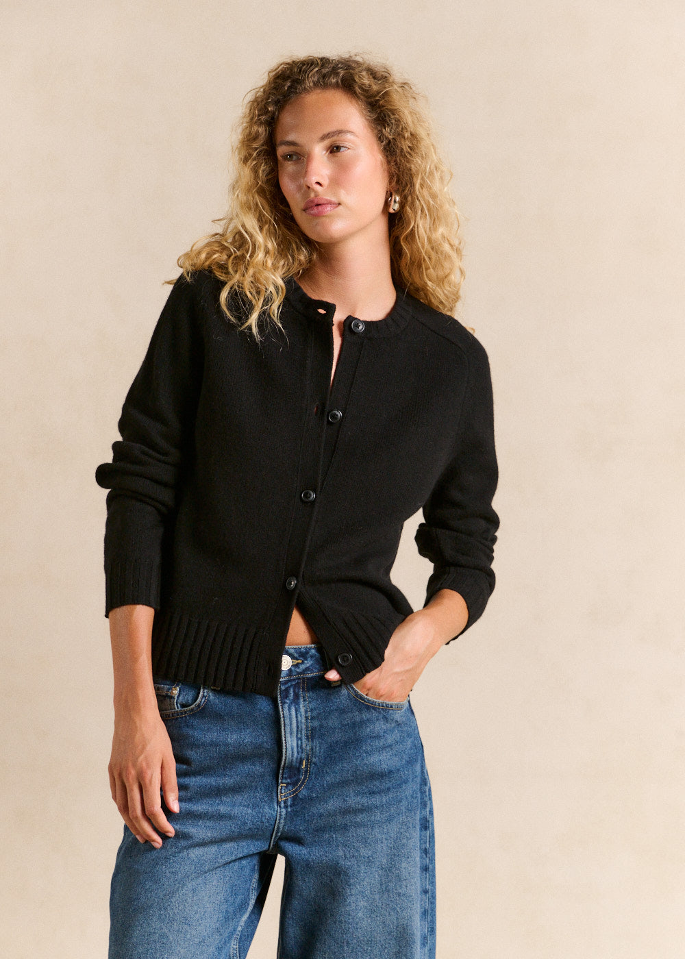 Round-neck wool cardigan - Sud Express - 1 - Sud Express