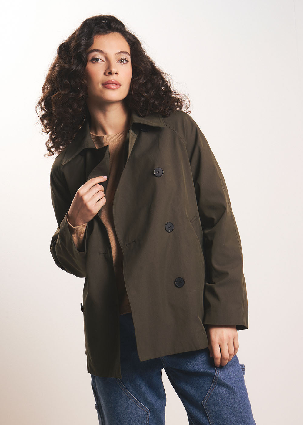 Water-repellent trench coat with raglan sleeves - Sud Express - 5 - Sud Express