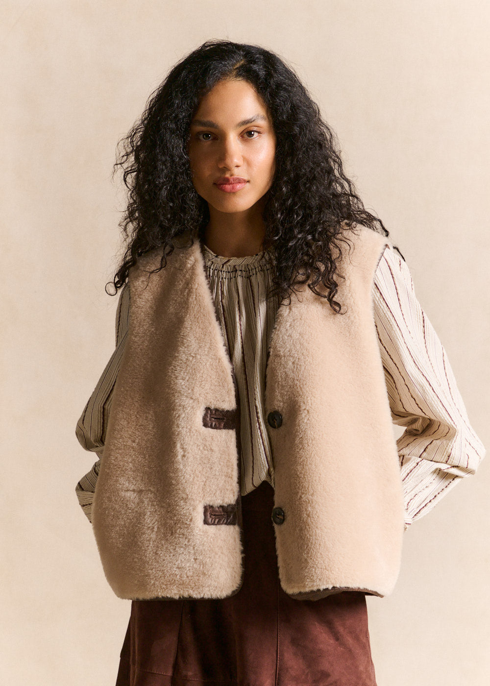 Reversible faux-fur waistcoat - Sud Express - 4 - Sud Express