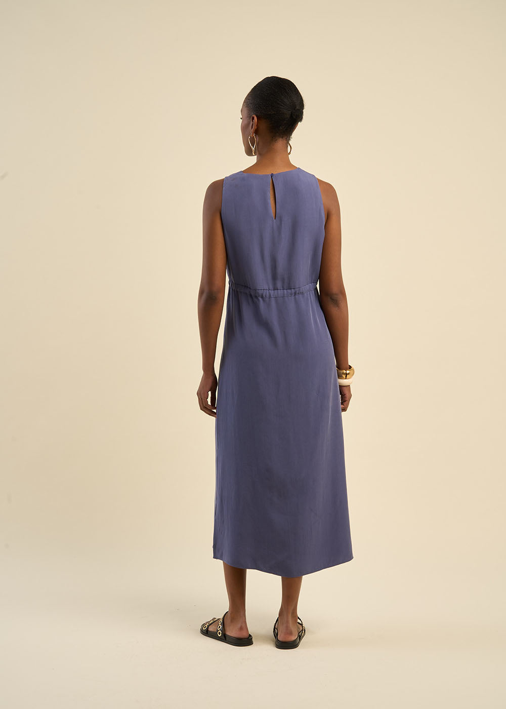 V-neck fitted maxi dress - Sud Express - 3 - Sud Express
