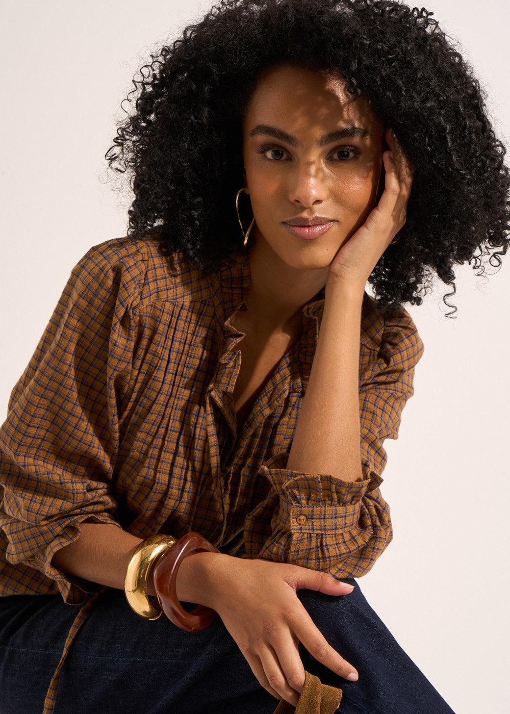 Long-sleeved checked blouse with ruffles - Sud Express - 4 - Sud Express