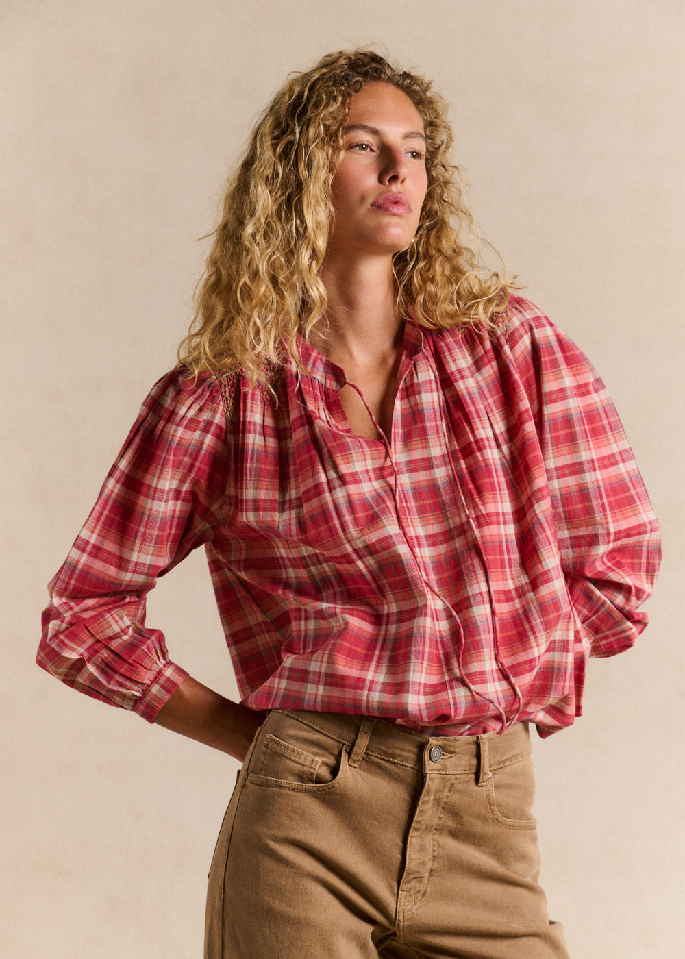 Checked blouse with a tunisian collar - Sud Express - 1 - Sud Express