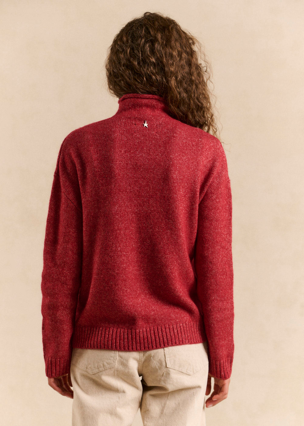 Sweater with a rolled-up high collar and long sleeves - Sud Express - 3 - Sud Express