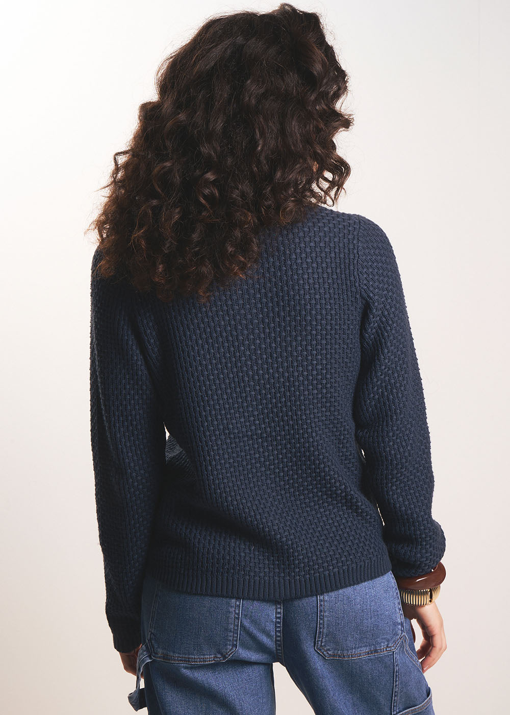 Short-cut waistcoat with patch pockets - Sud Express - 3 - Sud Express