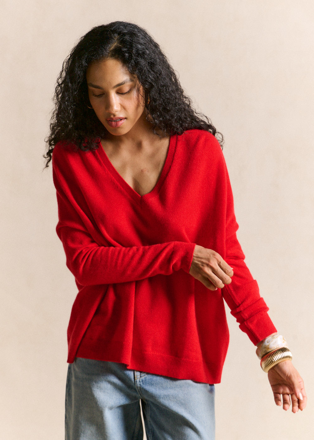 Cashmere V-neck sweater flared fit - Sud Express - 5 - Sud Express