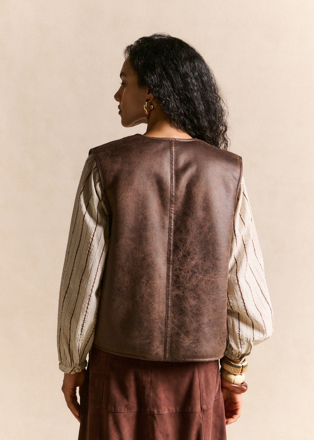 Reversible faux-fur waistcoat - Sud Express - 7 - Sud Express