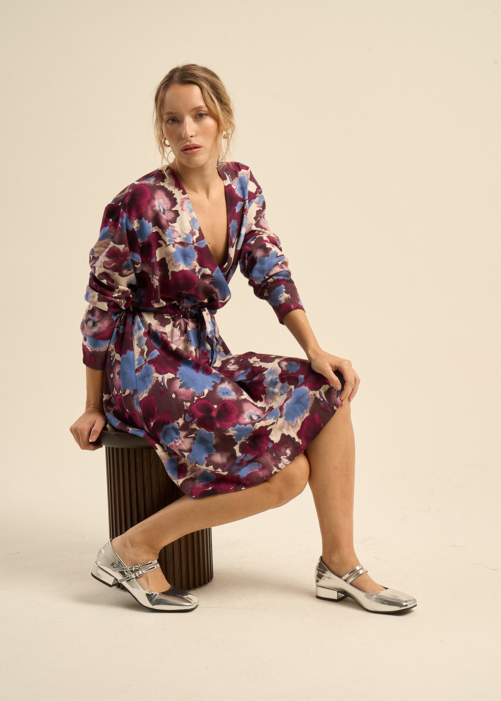 Printed V-neck dress - Sud Express - 1 - Sud Express