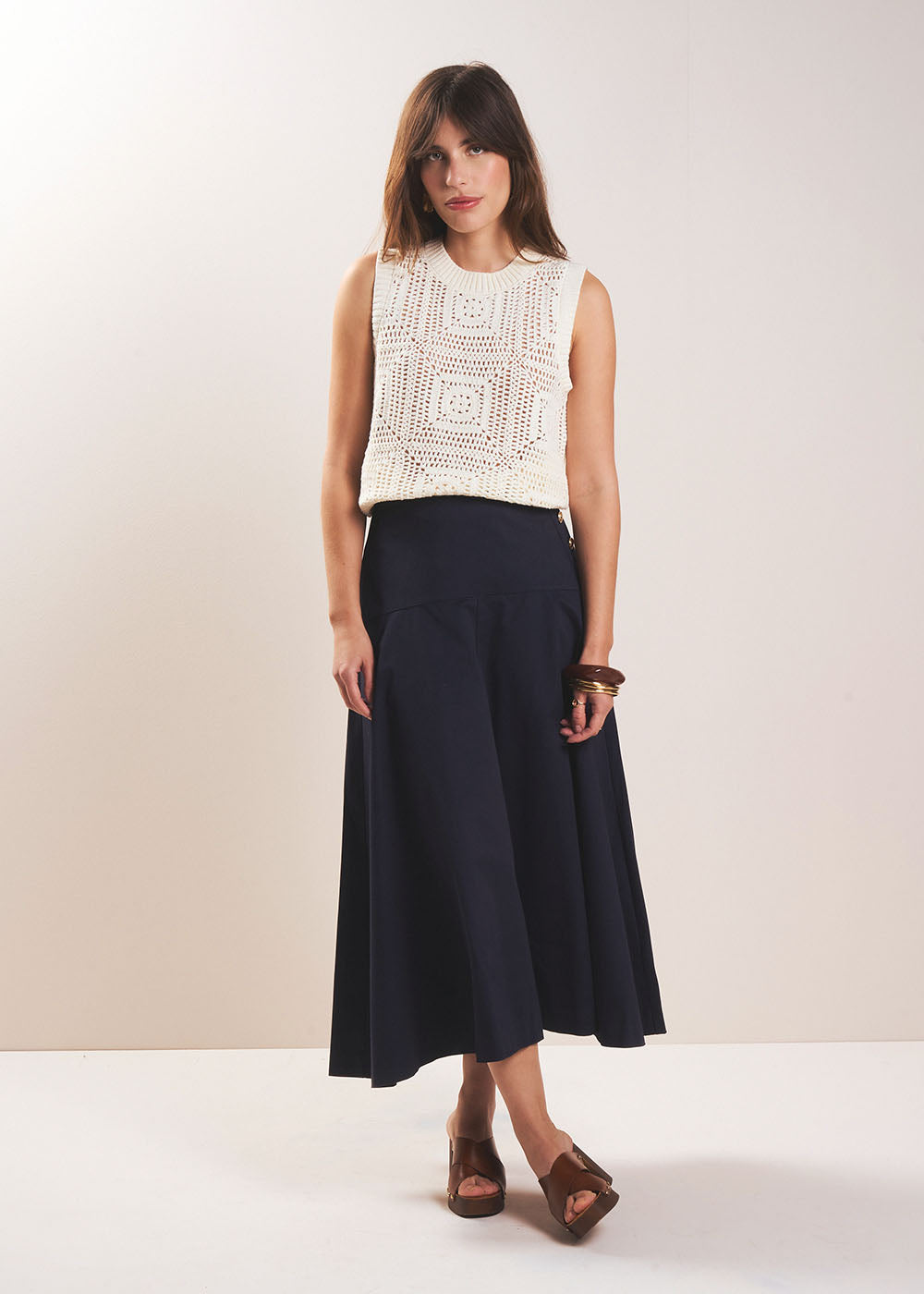 Sleeveless openwork knit jumper with a patchwork feel - Sud Express - 5 - Sud Express