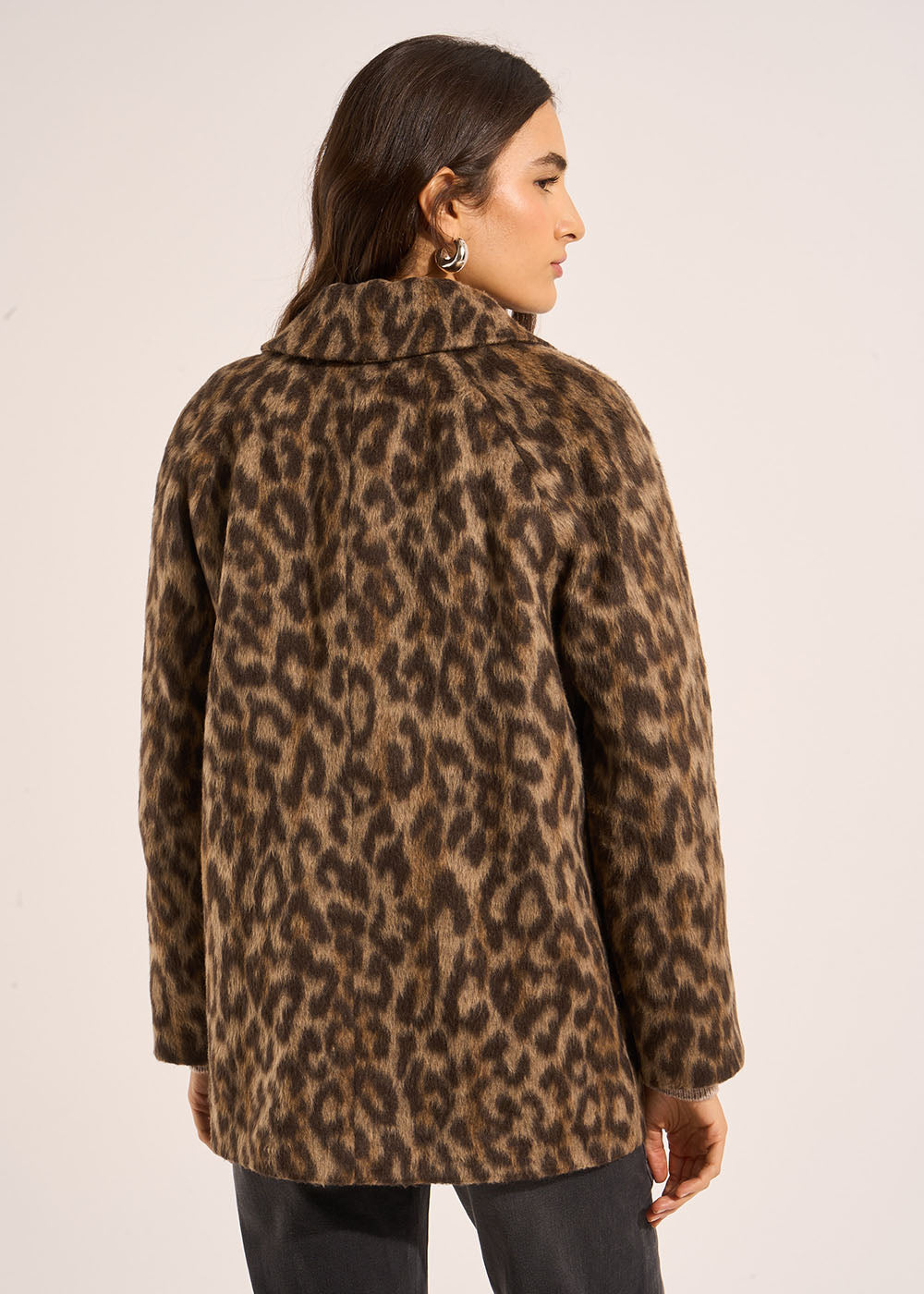 Loose-fitting coat with animal print - Sud Express - 3 - Sud Express