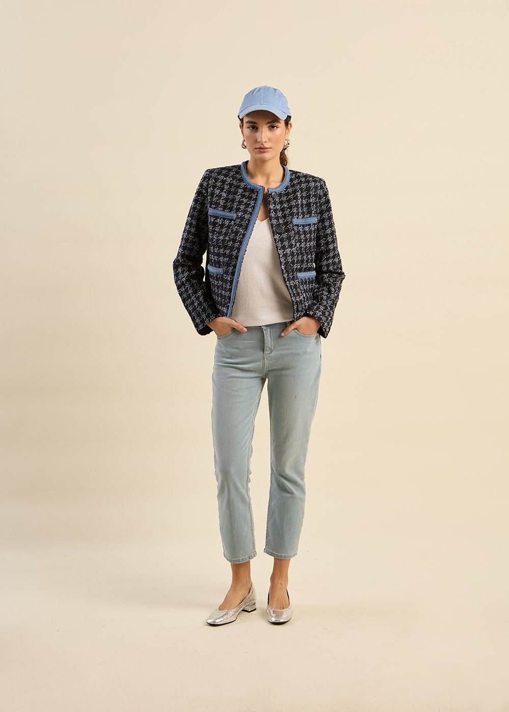 Slim-fit 7/8 jeans with five pockets - Sud Express - 1 - Sud Express