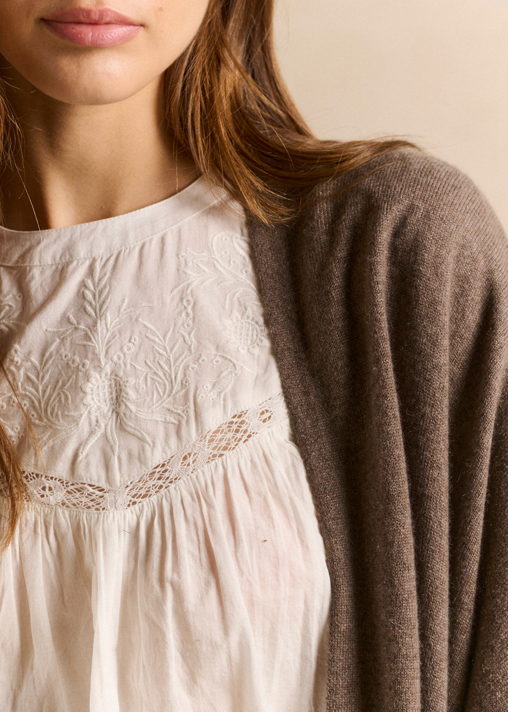 GWENAELLA Cardigan oversize en cachemire - 2 - Sud Express - Sud Express
