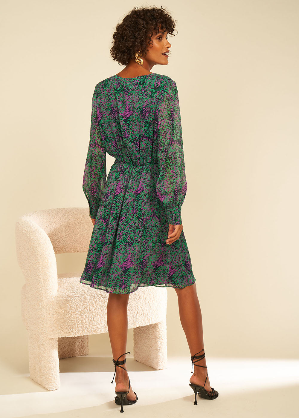 V-neck printed short dress - Sud Express - 1 - Sud Express
