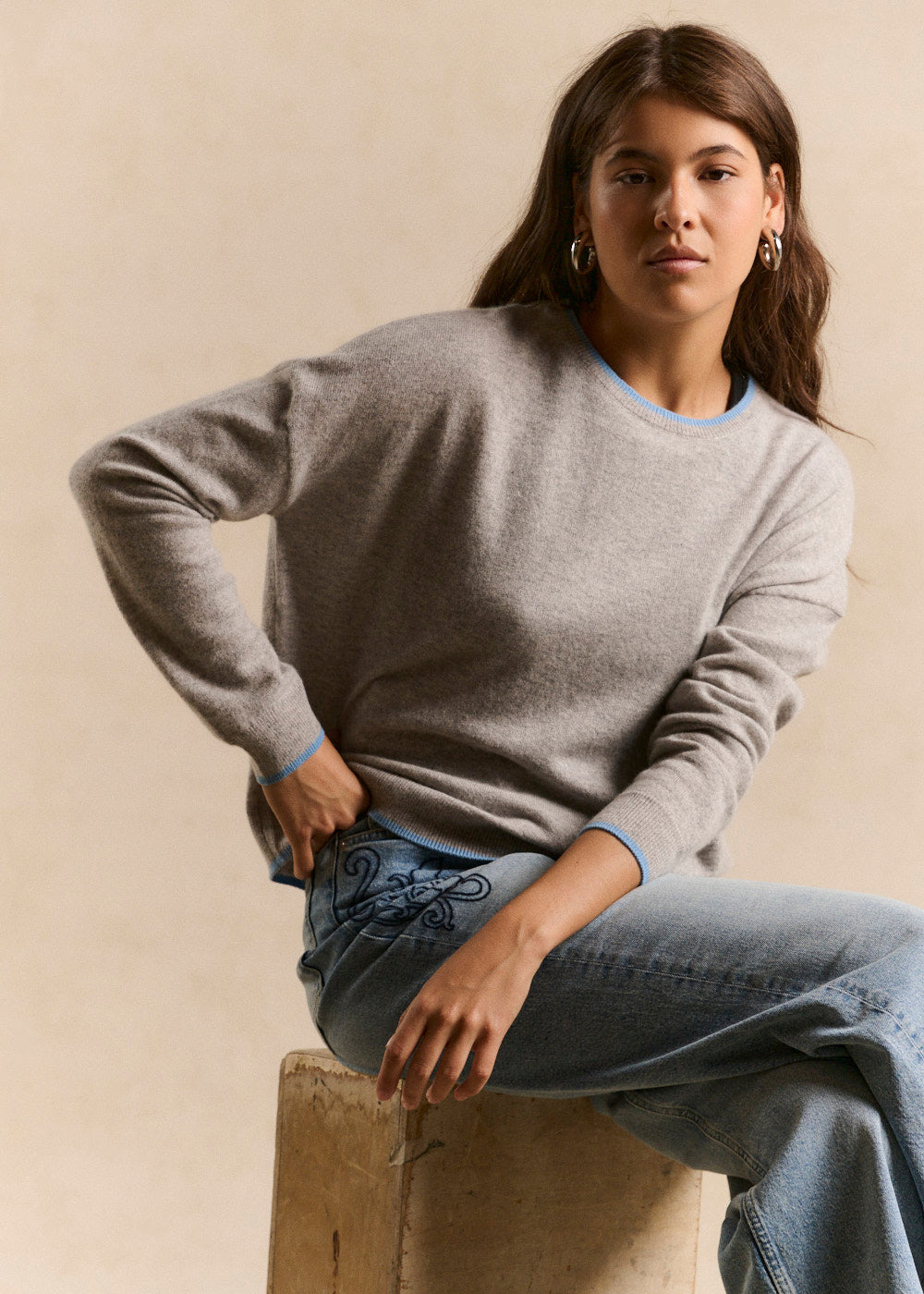 Boat neck cashmere sweater, boxy fit - Sud Express - 4 - Sud Express