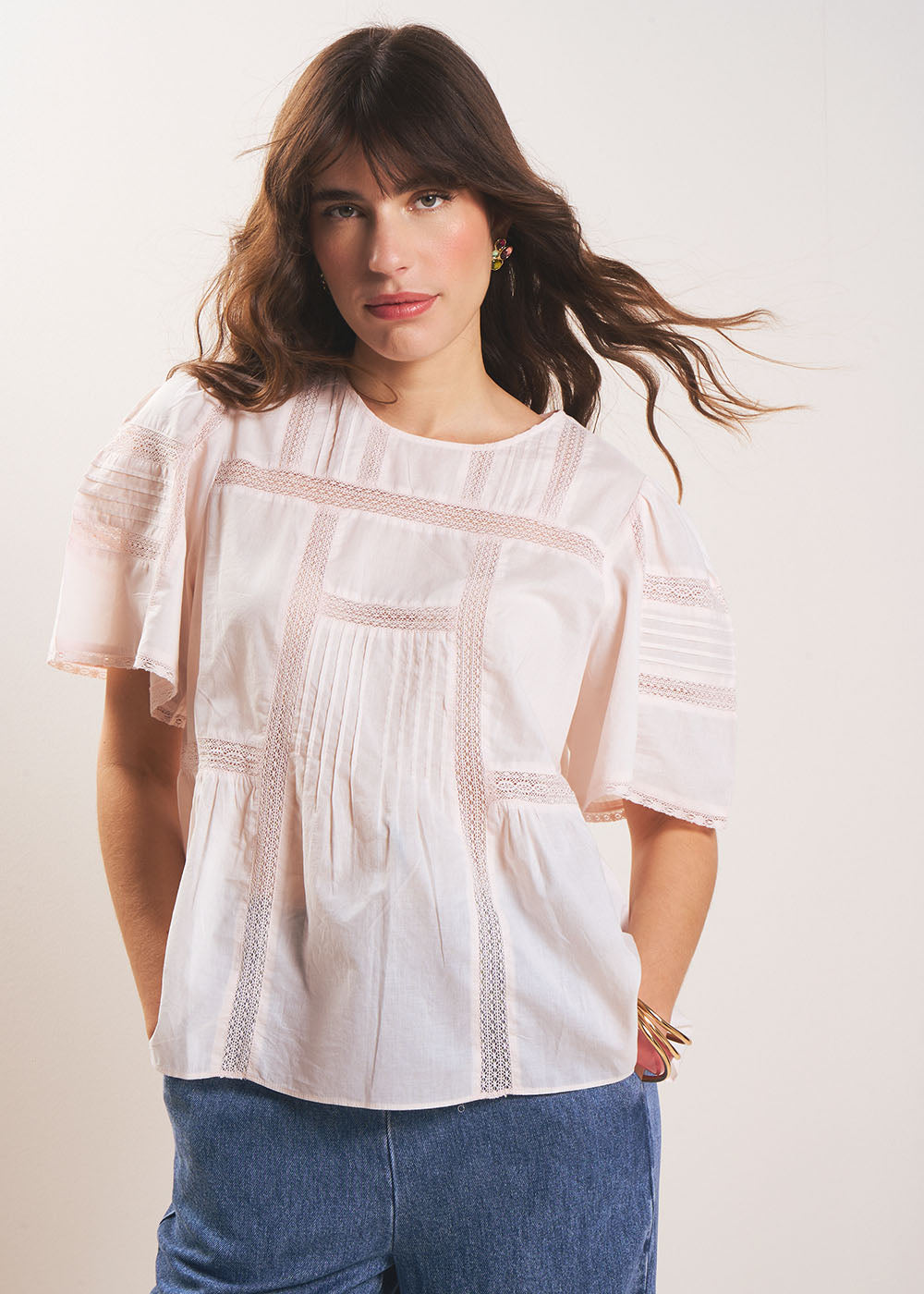 Short-sleeved top with openwork details - Sud Express - 5 - Sud Express