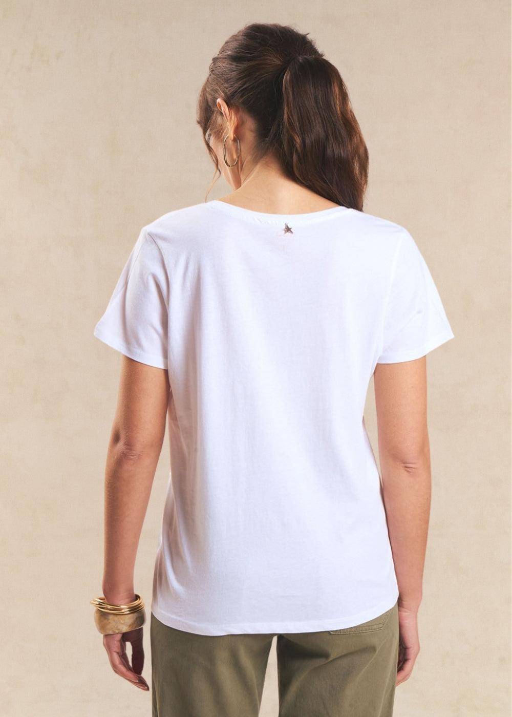 Cotton V-neck T-shirt - Sud Express - 3 - Sud Express